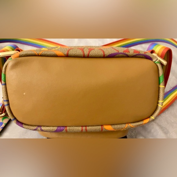Coach Pennie Backpack in Brown with Rainbow Signature Logo - Picture 4 of 7